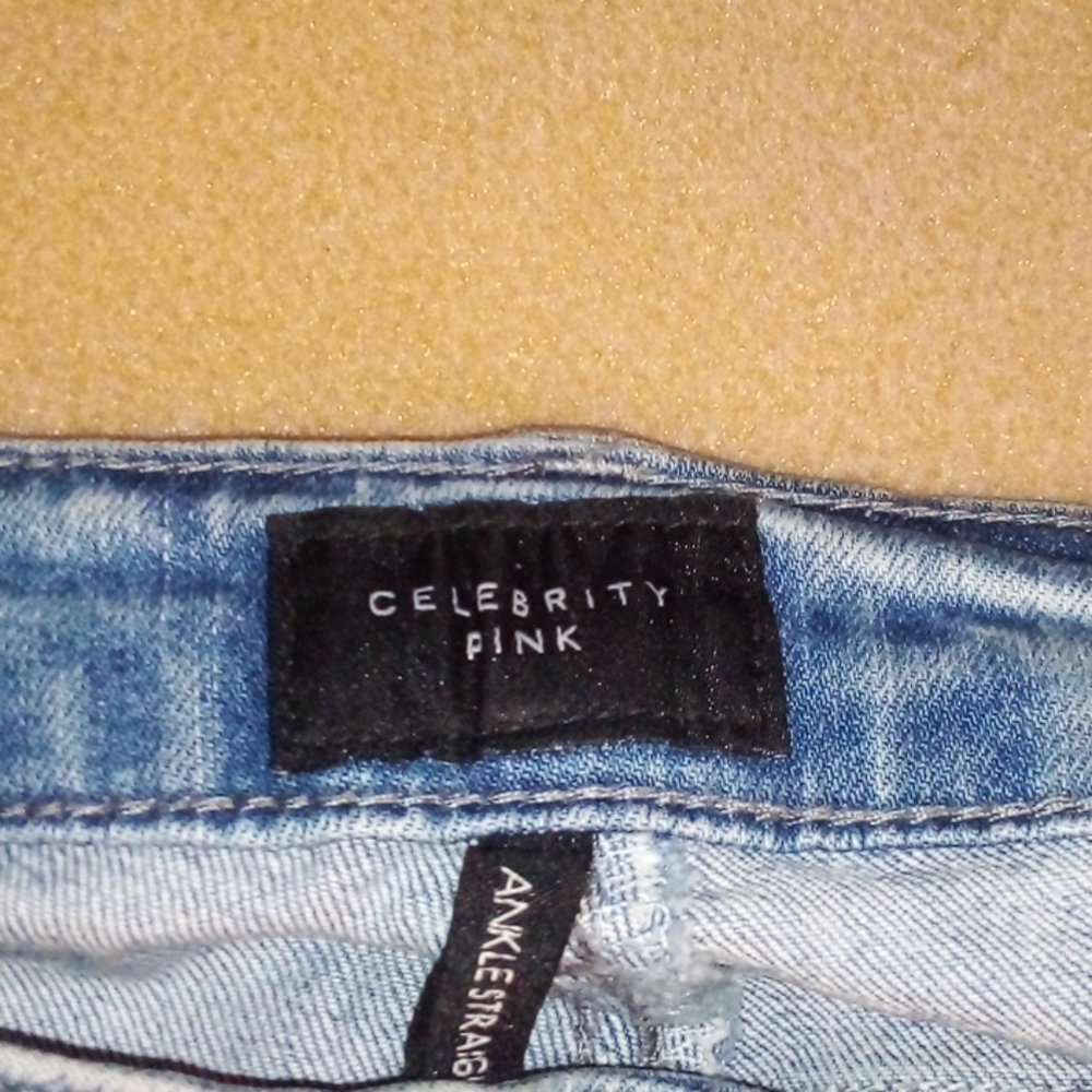 Jeans - Picture 3 of 3